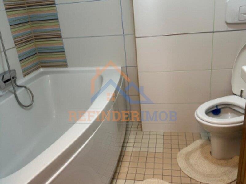 Unirii Apartament 2 camere 77 mp utili 2 bai ideal investitie sau locuit